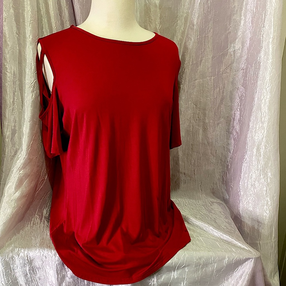 Women’s Cold Shoulder Top. Loose Casual Blouse Short Sleeve.
